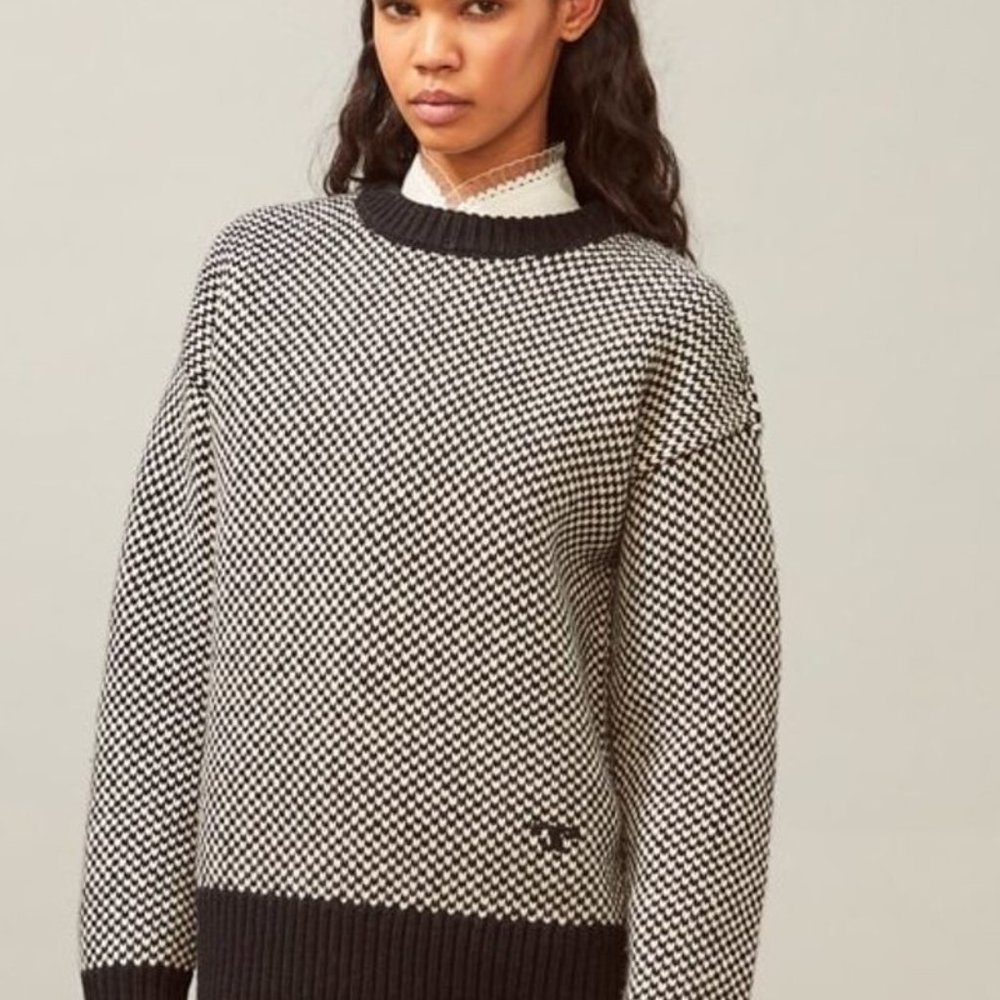 COPY - New With Tags Tory Burch Two-Tone Oversized Crewneck Sweater S Small Bla…